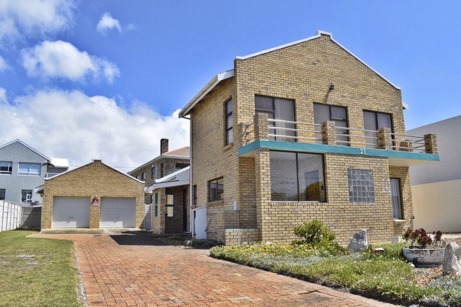 2 Bedroom Property for Sale in Struisbaai Western Cape